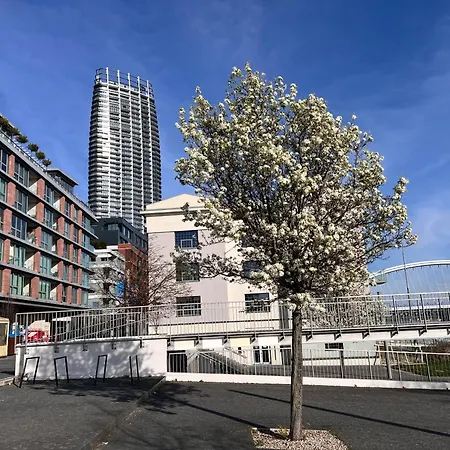 Executive Free Street Parking * Μπρατισλάβα