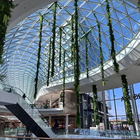 Executive Free Street Parking Apartmán *